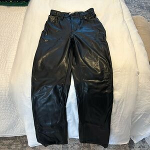 Abercrombie Ultra High Rise 90s Straight Leather